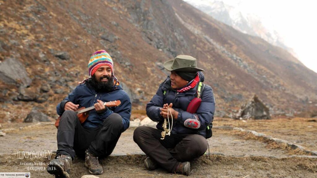 LAMUNEY-TREKKING-BUDDHA-GOECHALA-TREK1